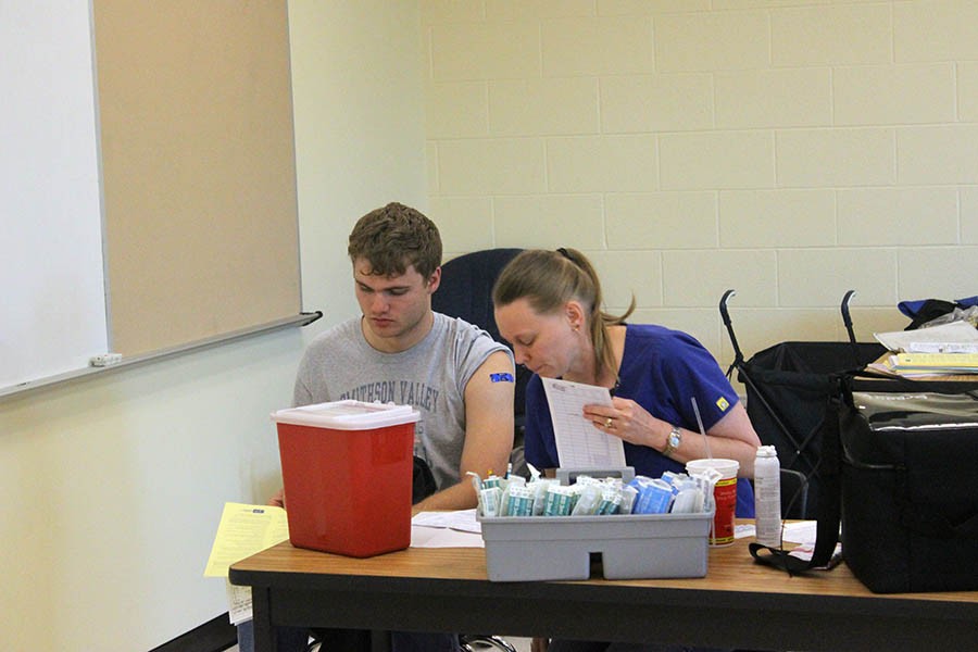 School hosts meningitis vaccination clinic