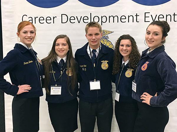 The nation's second place FFA horse judging team included Cat Fadok, Katie Young,  Clayton Elbel, Madison Oquin and Lindsey Raba.