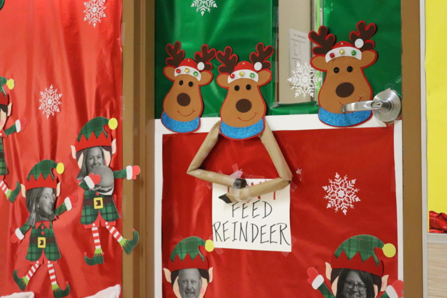 Spanish teacher Mona Hopkins made elves of the administration.