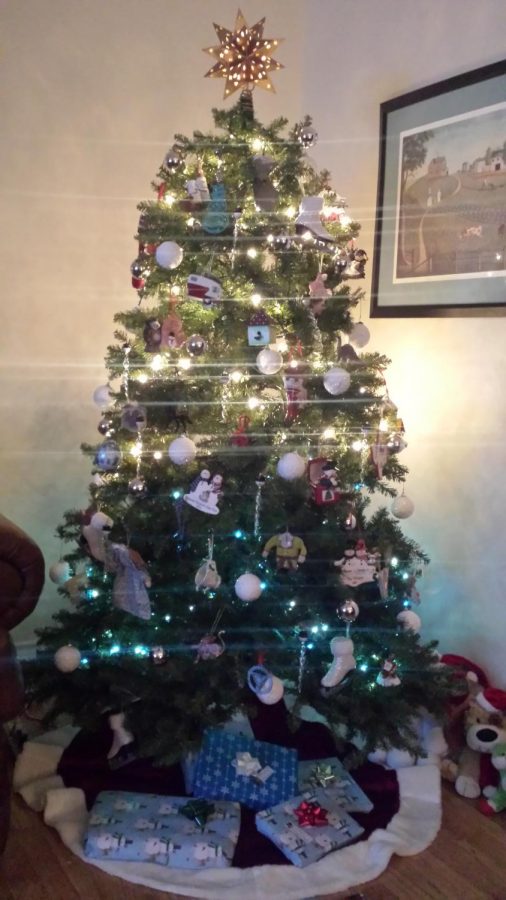Cozy christmas tree