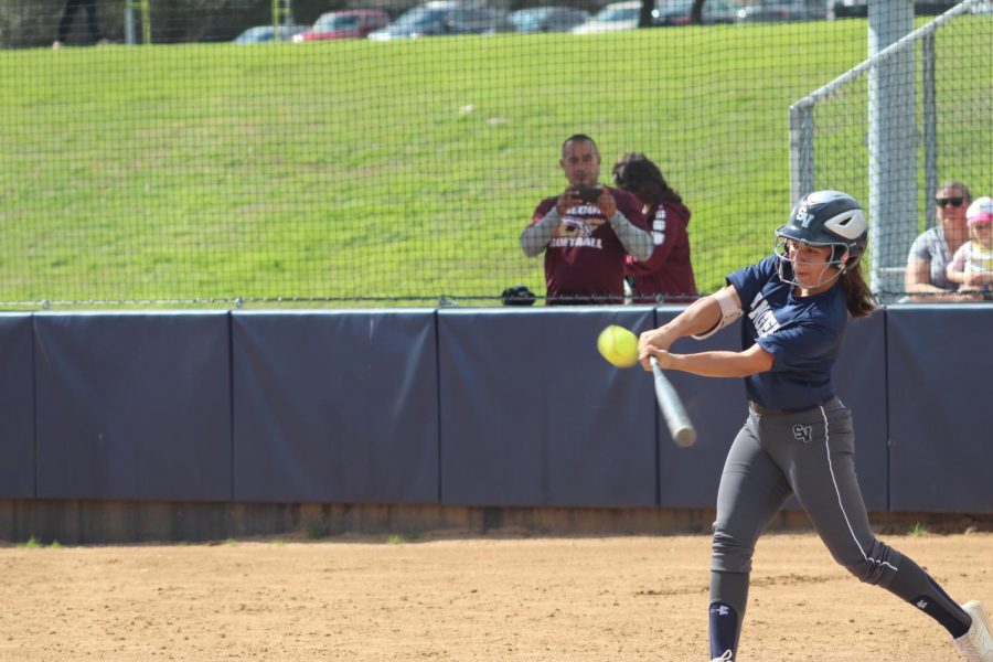 Newcomer, Ryanne Limon hits at the Alamo Heights Tournament 