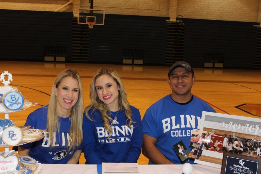 Ashley Acuna signing to play volleyball at Blinn