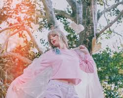 Taylor Swift shares her experiences throughout her career.