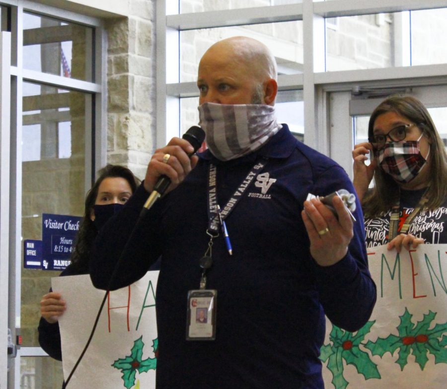 In a farewell statement, assistant principal Dean Hofer says goodbye to faculty and staff who turned out for his retirement sendoff on Dec. 18.