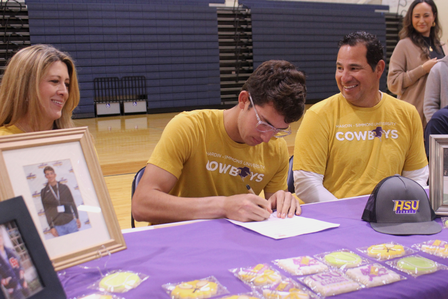 Luke Cantu inks his commitment to play tennis at Hardin-Simmons University.