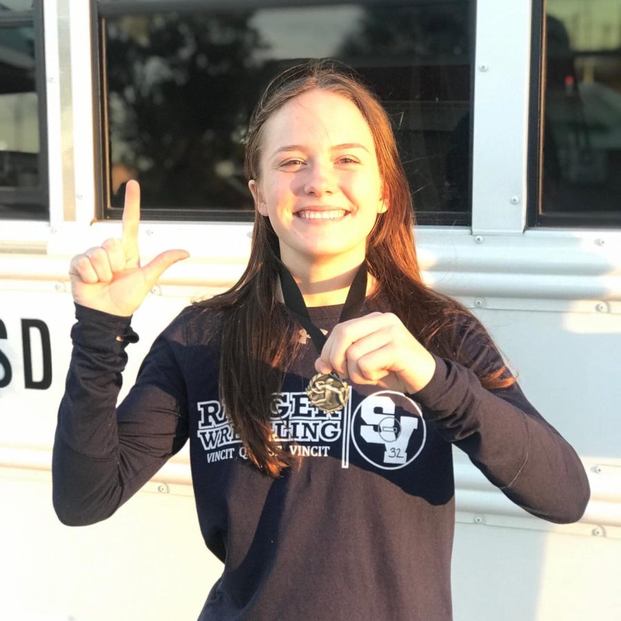 Summer Williams won silver at 2-1 at the Steele Lady Knights meet.