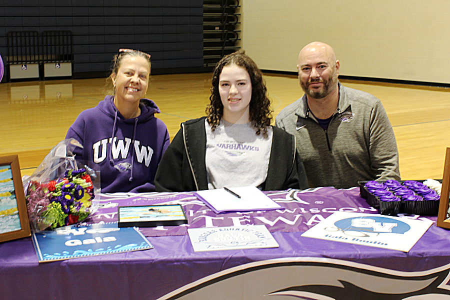 Gala Boutin will swim at the University of Wisconsin Whitewater.