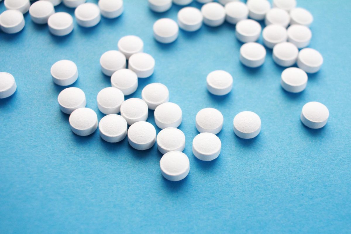 Fentanyl is an opioid prescribed for chronic pain, severe cancer pain, nerve damage, back injury, major trauma and surgery. Photo: Hal Gatewood via Unsplash