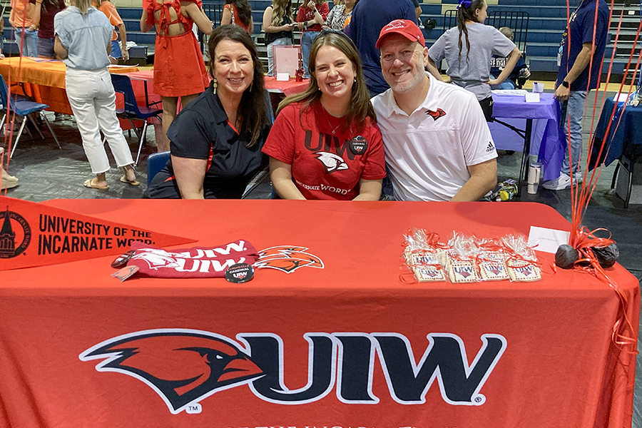 Sydney Rakowitz will study education and training and music at the University of Incarnate Word.