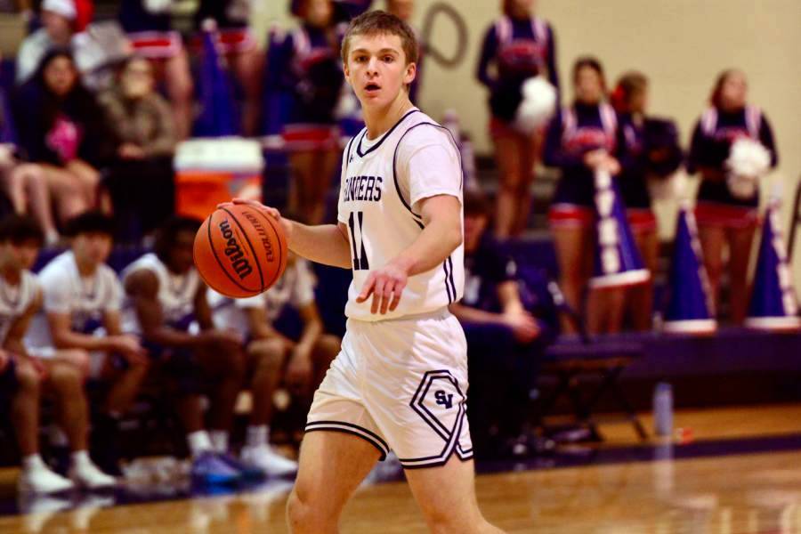 During the Wagner game on Dec. 20, senior captain Wayne Jurica takes command of the court. Known for his efficiency and scoring consistency, Jurica currently ranks as the second leading scorer in 5A Region IV District 26.
